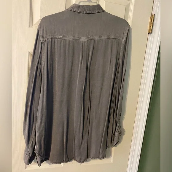 Cato Gray Button-Up long sleeve Shirt 100% rayon size XL 18 - Picture 7 of 7
